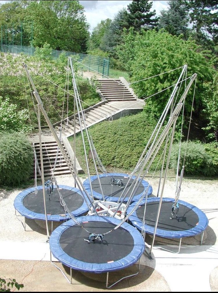 Trampoline